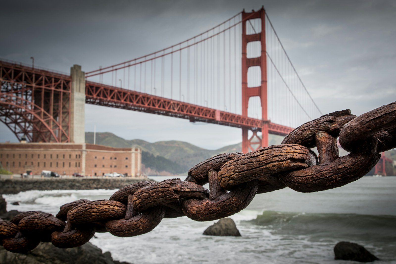 Bridge Message Finality Versus Delivery Status Review